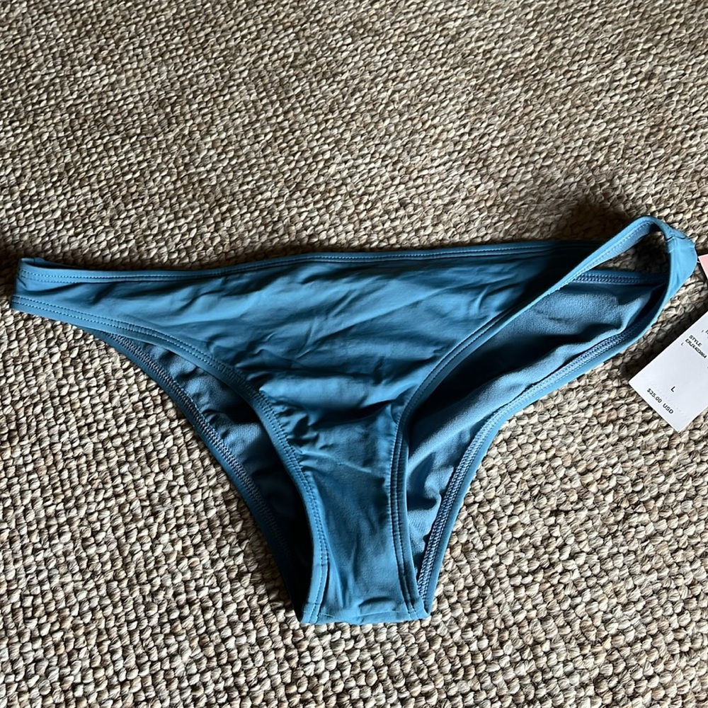 NWT Roxy Beach Classics Bikini Bottoms